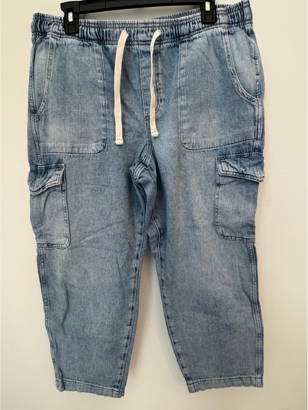 GAP Denim Easy Jean light wash cargo pull on pants size L